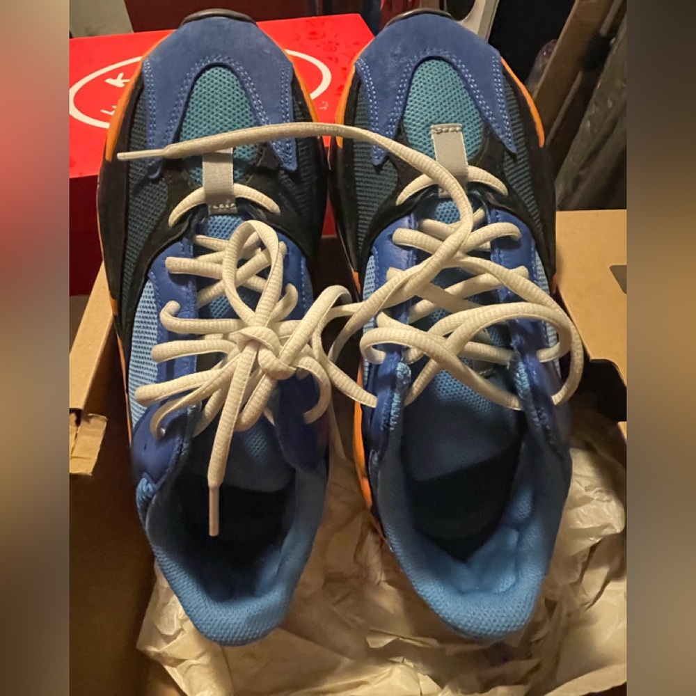 Yeezy 700